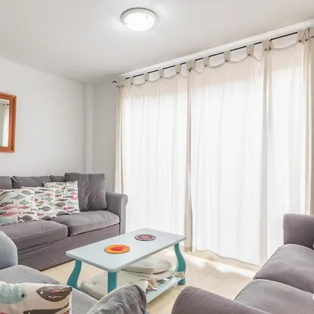 Edificio Menorca Apartament Balcon del Mar